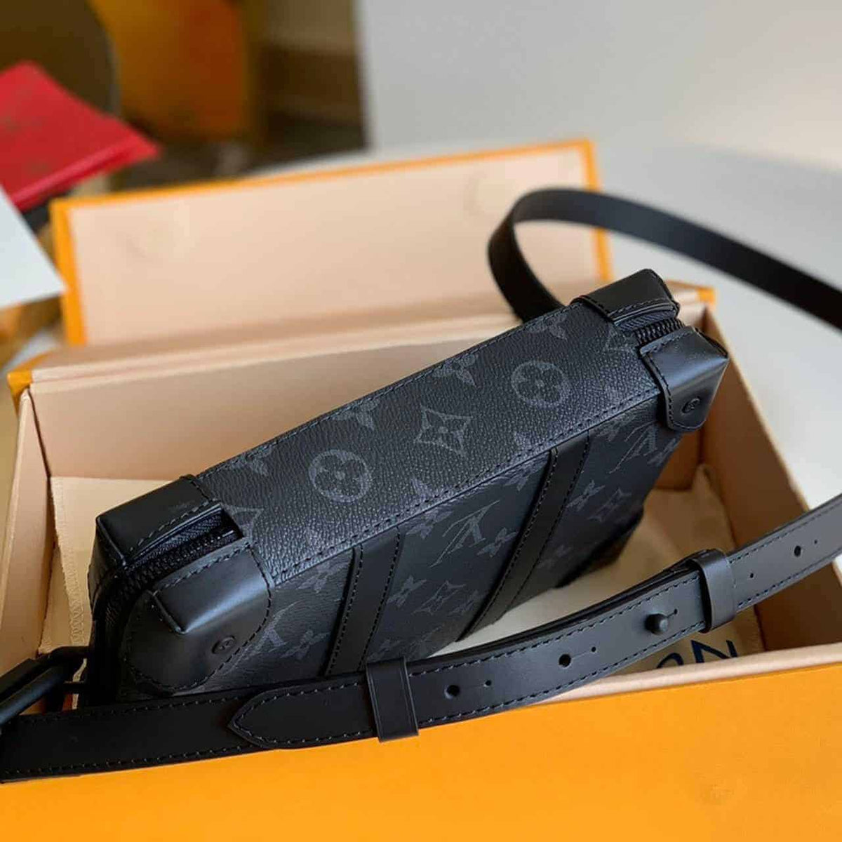 LV Wallet Monogram Eclipse Trunk Bag - Black