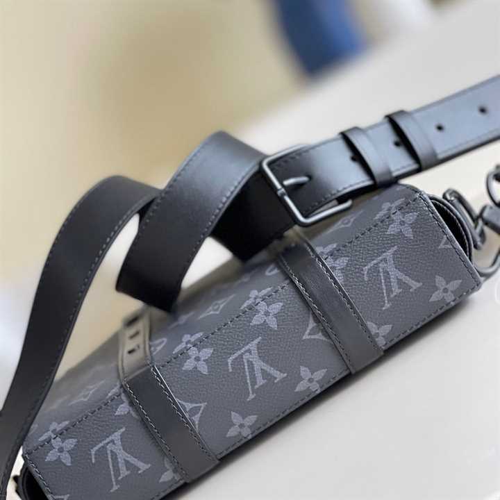 LV Trunk Messenger Monogram Eclipse Messenger Bag - Black