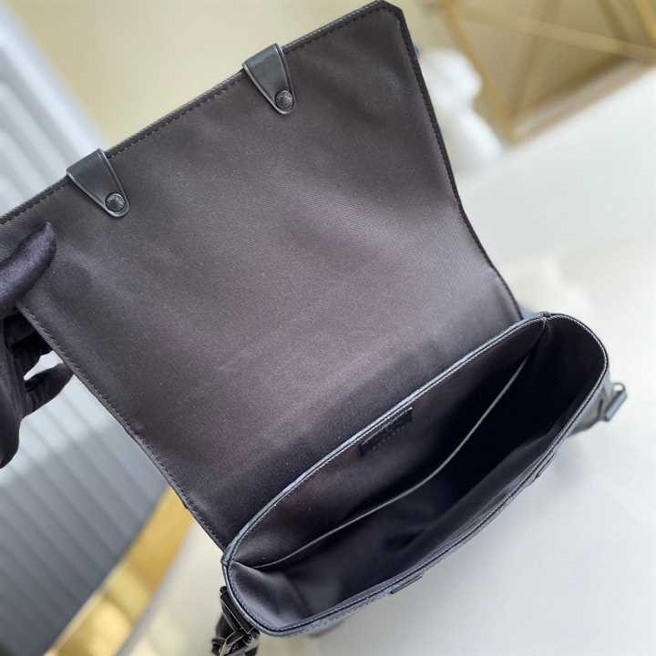 LV Trunk Messenger Monogram Eclipse Messenger Bag - Black