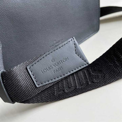 LV Aerogram Slingbag - Black