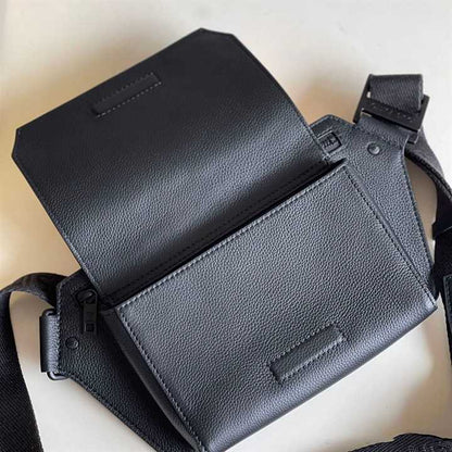 LV Aerogram Slingbag - Black