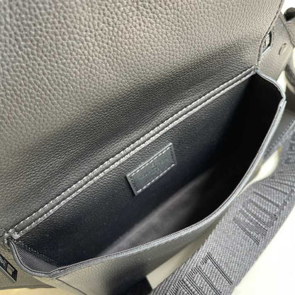 LV Aerogram Slingbag - Black