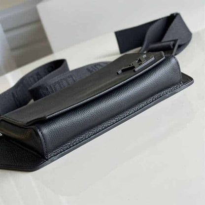 LV Aerogram Slingbag - Black