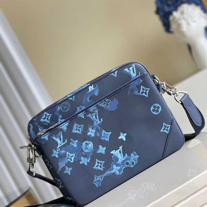 LV Trio Messenger Ink Leather Side Bag - Blue