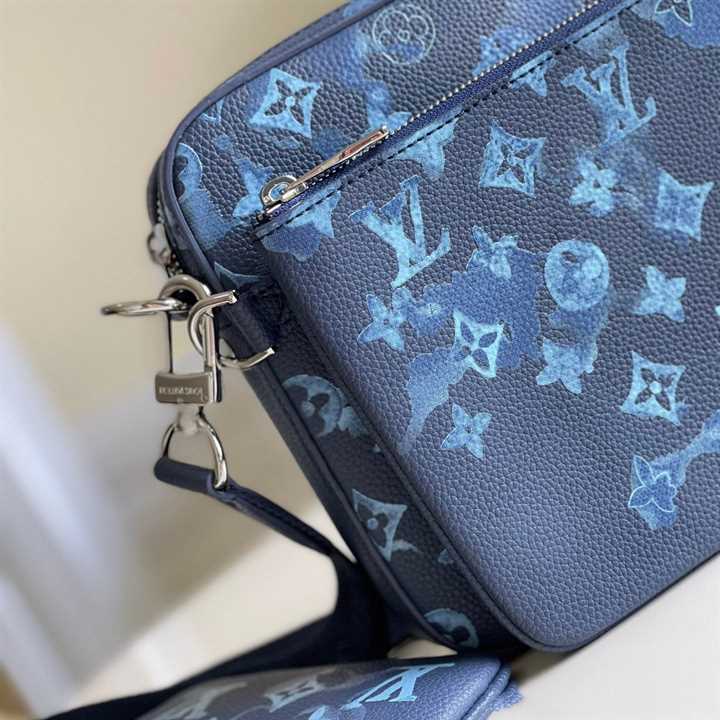 LV Trio Messenger Ink Leather Side Bag - Blue