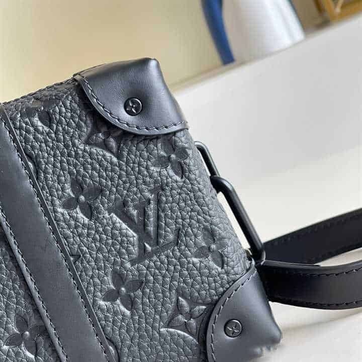 LV Soft Trunk Wallet Monogram Leather Side Bag - Black