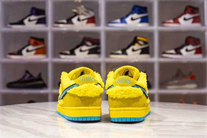 Nike Dunk SB Low - Grateful Dead Bear Yellow