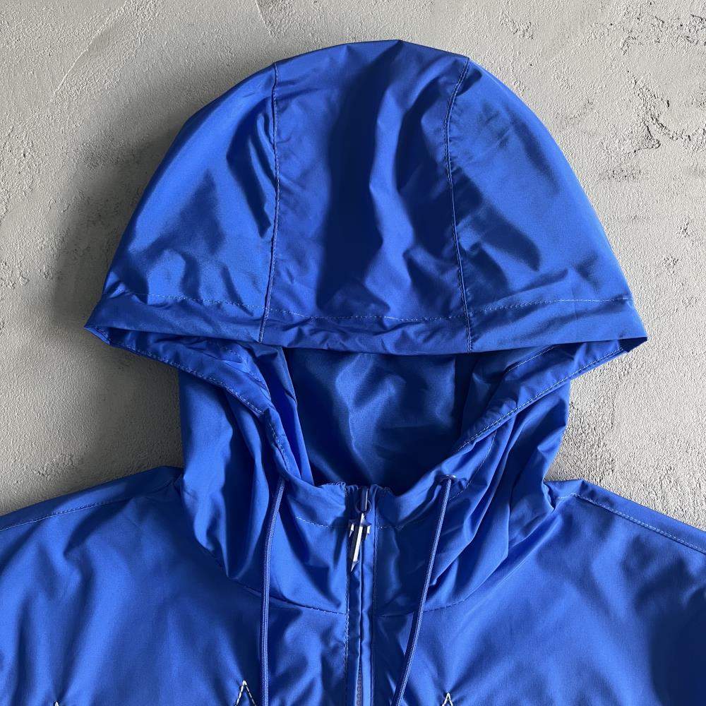 TS Outline Arch Windbreaker - Sky Blue