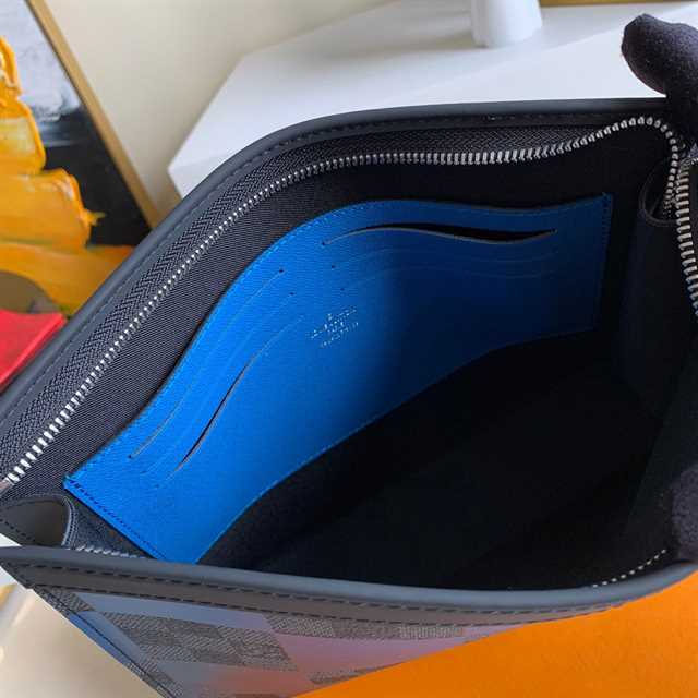 LV Voyage MM Damier Pochette - Grey/Blue
