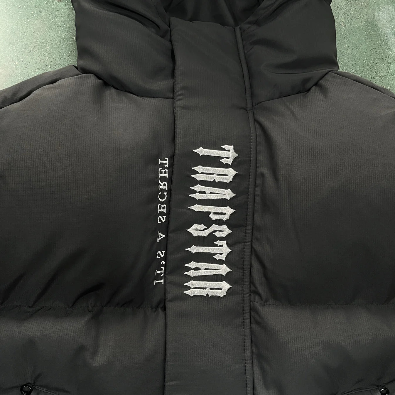 TS Decoded 2025 Hooded Puffer - Black Gradient