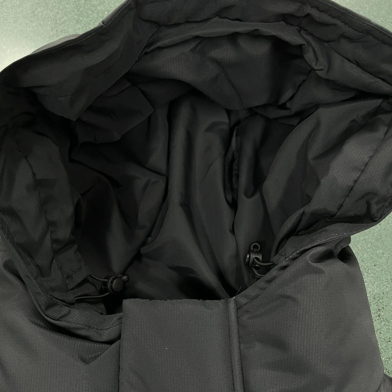TS Decoded 2025 Hooded Puffer - Black Gradient