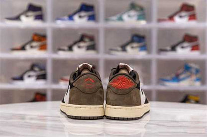 Jordan 1 Low - Travis Scott 'Mocha'