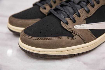 Jordan 1 Low - Travis Scott 'Mocha'