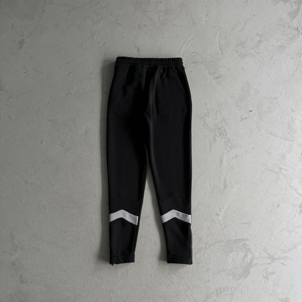 TS V Stripe Tracksuit - Black/Grey