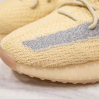 Yeezy Boost 350 V2 - Linen