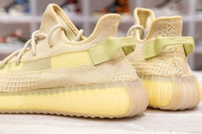 Yeezy Boost 350 V2 - Flax