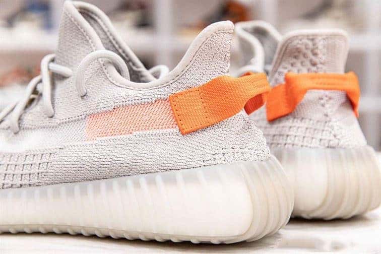 Yeezy Boost 350 V2 - Tail Light